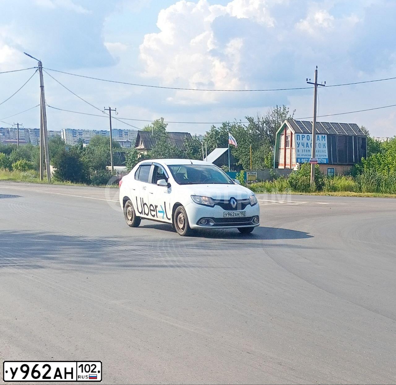 Фото автомобиля RENAULT T LOGAN, 2016 — госномер У962АН102. Цвет: Белый