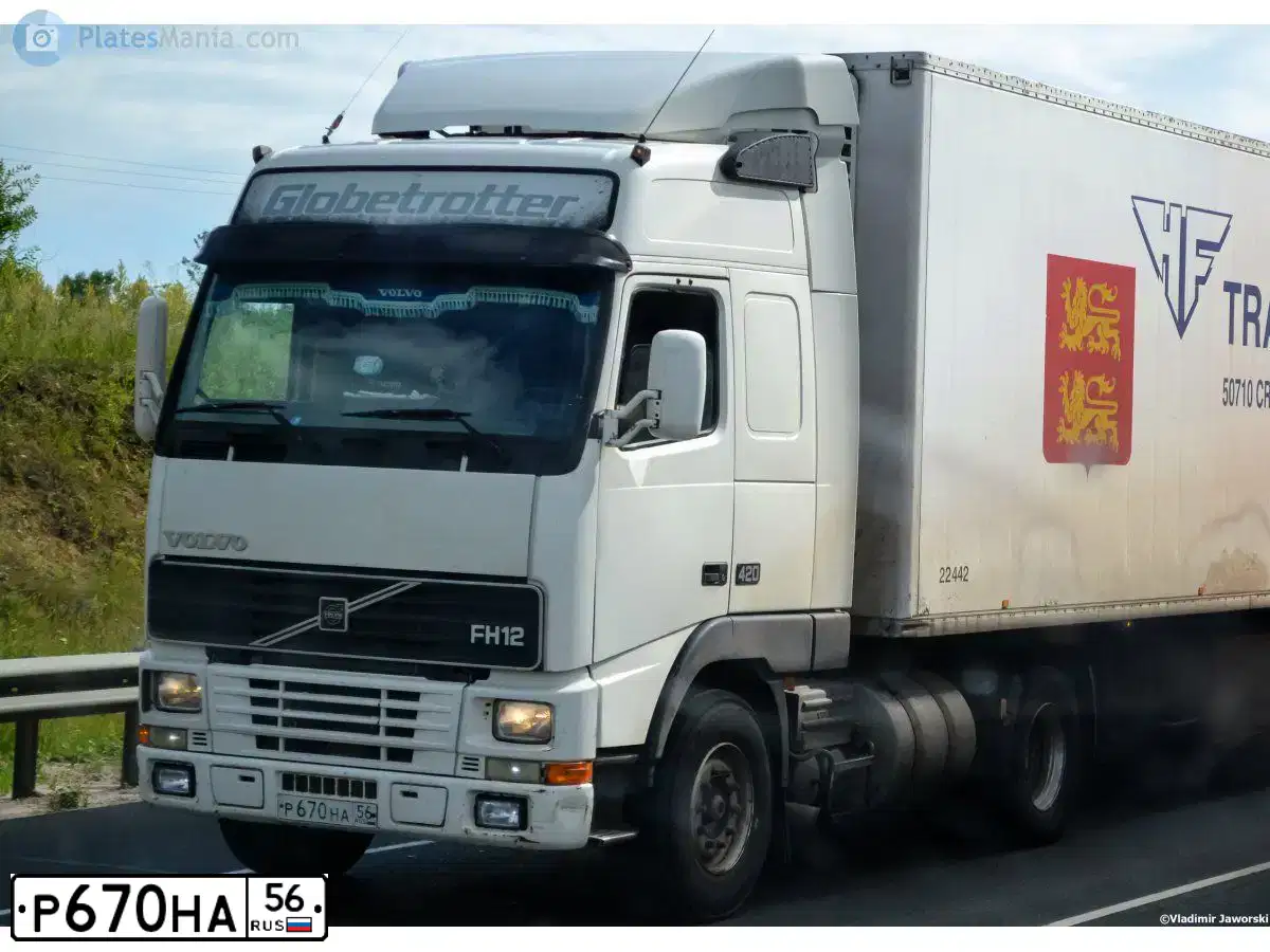 Фото автомобиля VOLVO SERIE FH /4X2/, 1999 — госномер К653ОН198. Цвет: БЕЛЫЙ