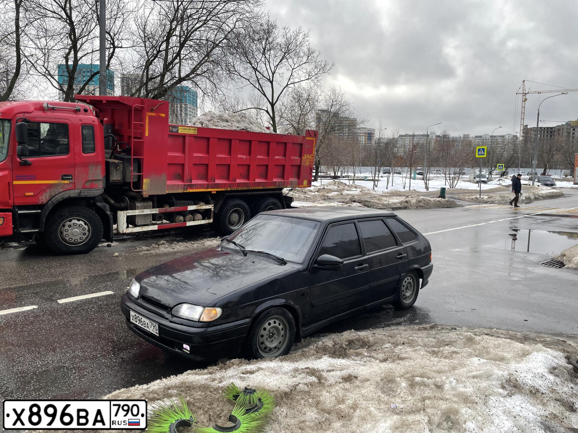 Фото автомобиля LADA 2114 SAMARA, 2011 — госномер В277РВ62. Цвет: Сине-Черный