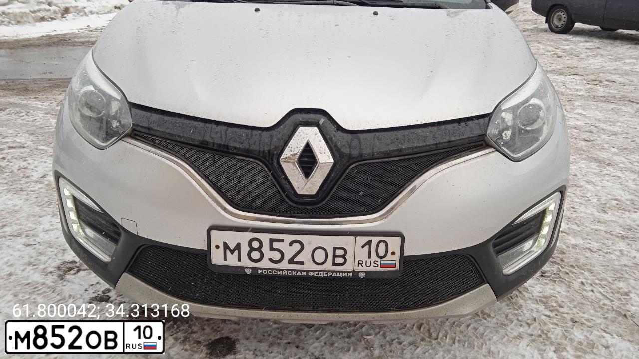 Фото автомобиля RENAULT KAPTUR, 2017 — госномер А371ТМ51. Цвет: СЕРЫЙ ЧЕРНЫЙ