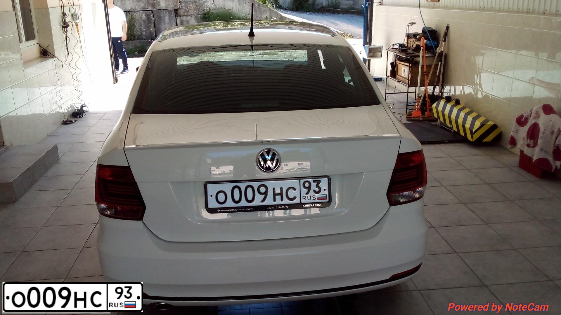 Фото автомобиля VOLKSWAGEN POLO, 2016 — госномер О009НС93. Цвет: БЕЛЫЙ