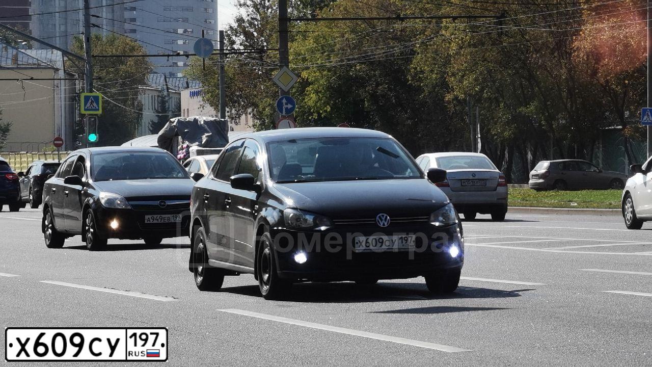 Фото автомобиля VOLKSWAGEN POLO, 2011 — госномер Х609СУ197. Цвет: ЧЕРНЫЙ
