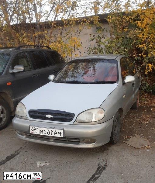 Фото автомобиля ZAZ LANOS, 2006 — госномер Р416СМ196. Цвет: СВЕТЛО-СЕРЫЙ