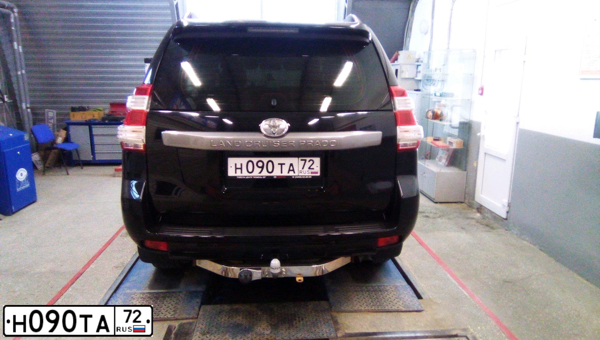 Фото автомобиля TOYOTA LANDCRUISER, 2014 — госномер Н090ТА72. Цвет: ЧЕРНЫЙ