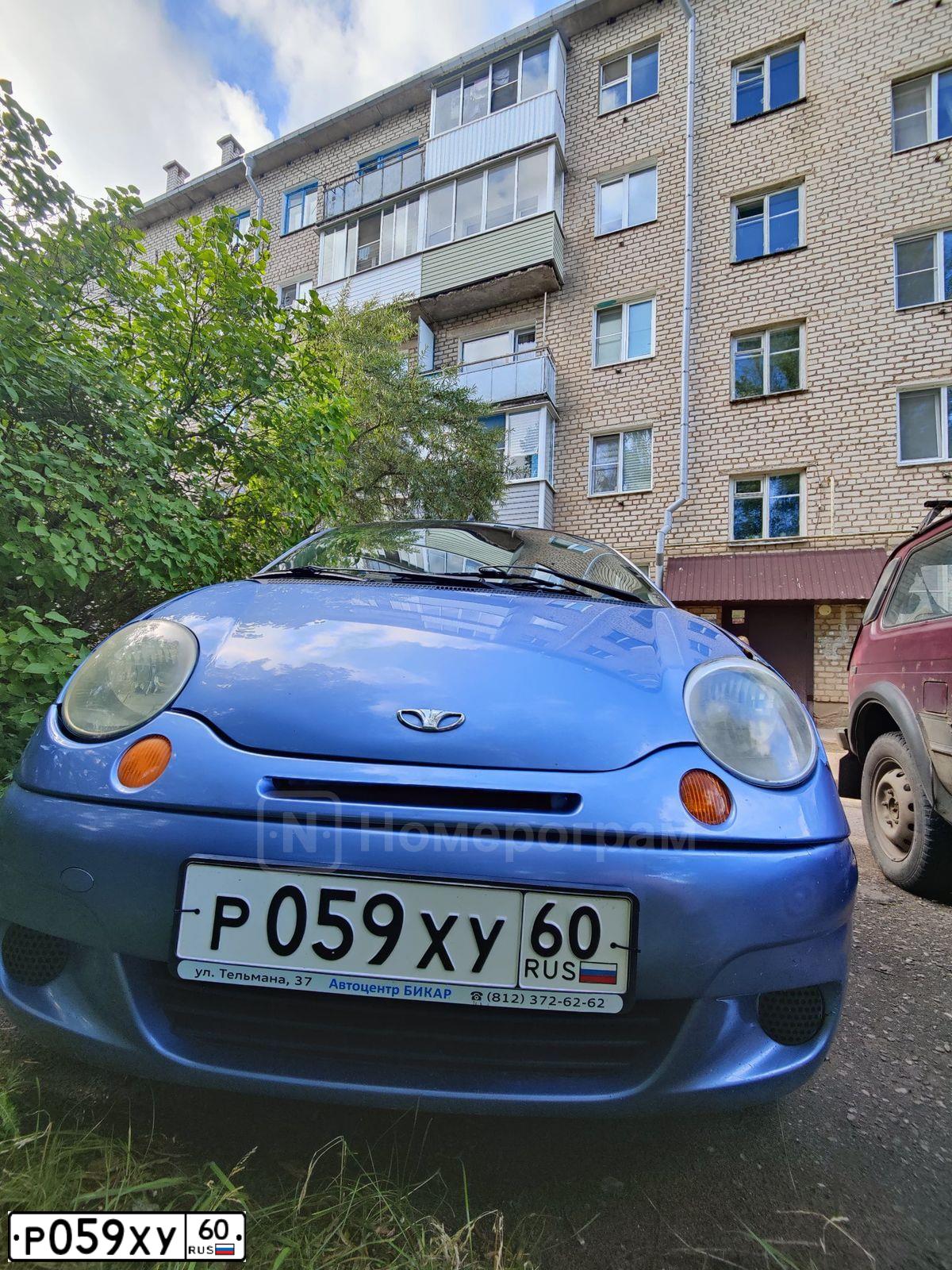 Фото автомобиля DAEWOO MATIZ, 2008 — госномер Р059ХУ60. Цвет: ВАСИЛЕК