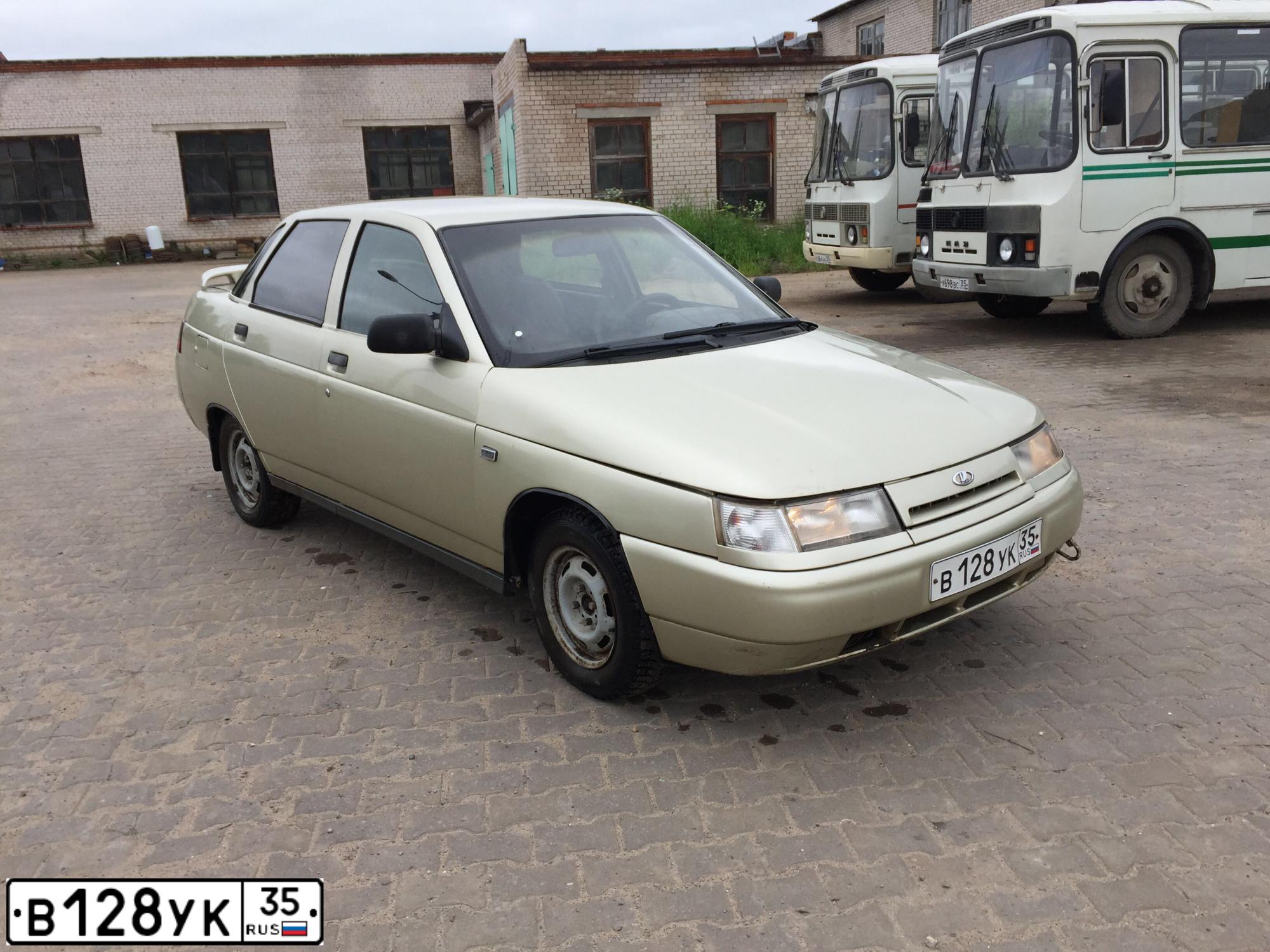 Фото автомобиля LADA 2110, 2004 — госномер В128УК35. Цвет: ЧЕРНЫЙ
