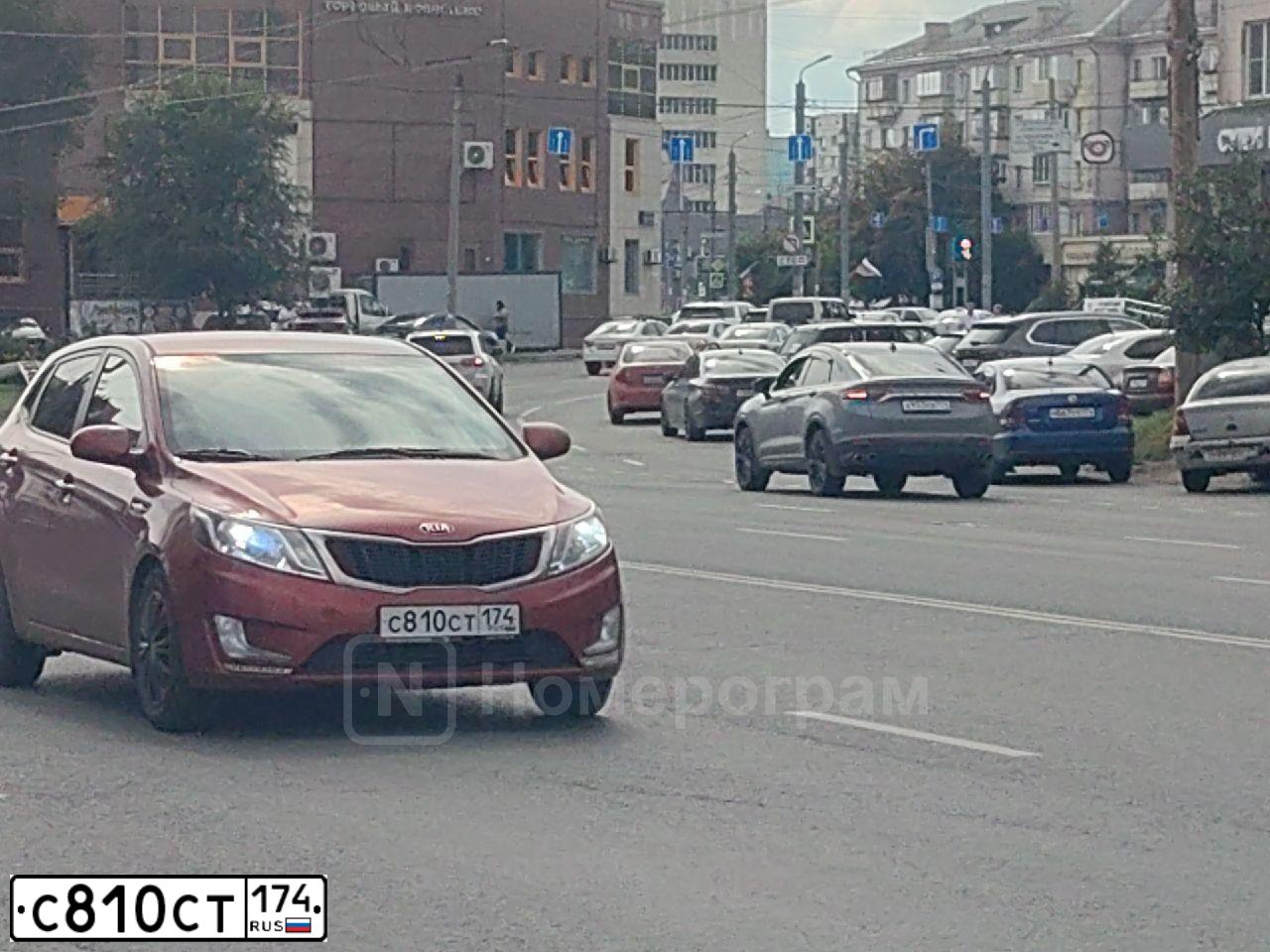 Фото автомобиля AUDI Q3, 2012 — госномер Т199СТ196. Цвет: Белый