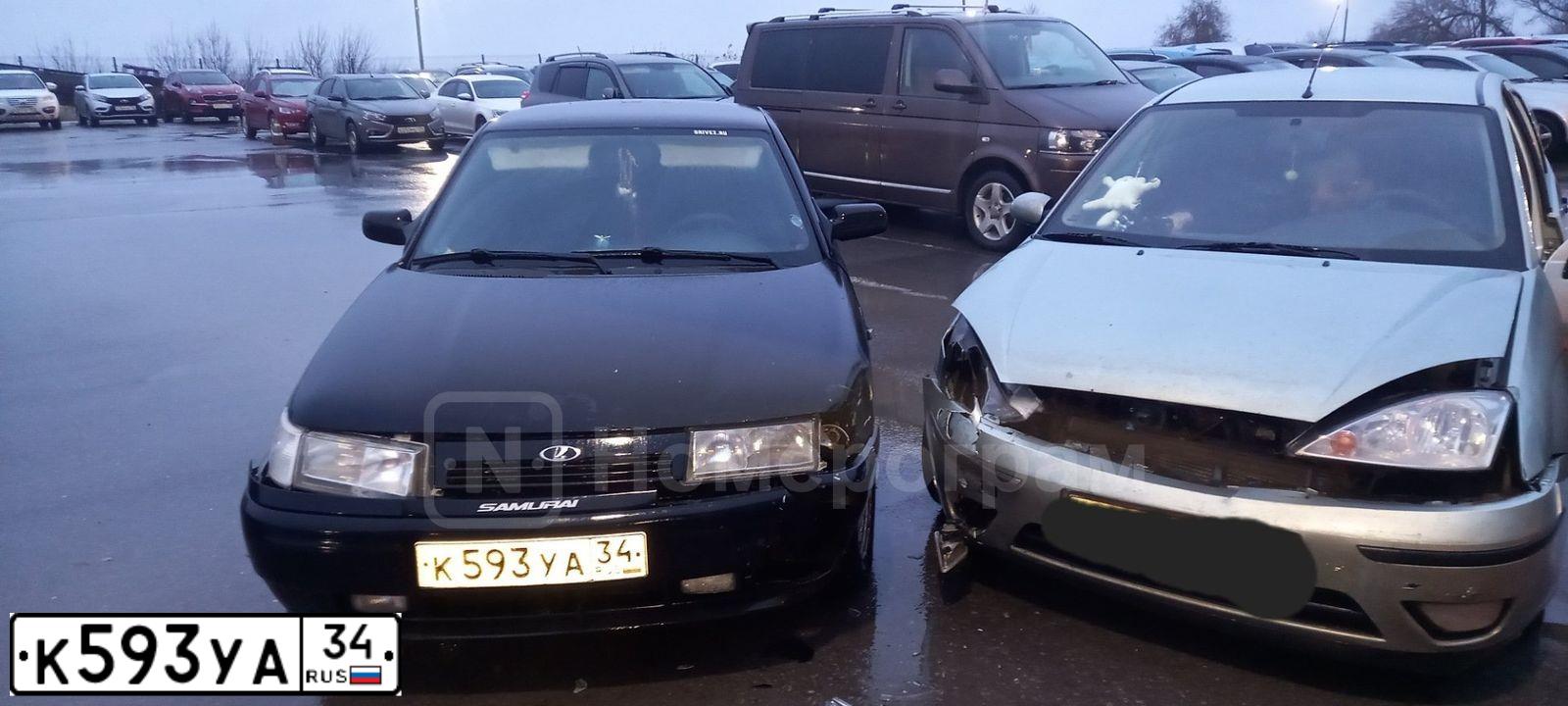 Фото автомобиля LADA 2112, 2007 — госномер О312КС134. Цвет: СИНЕ-ЧЕРНЫЙ
