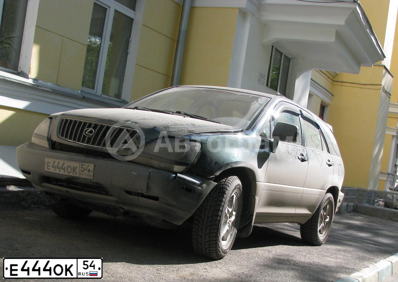 Фото автомобиля LEXUS RX, 2003 — госномер К607НО154. Цвет: ЗОЛОТИСТЫЙ