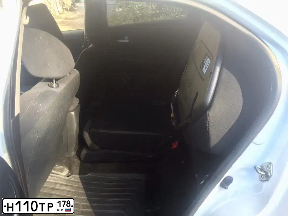 Фото автомобиля HONDA CIVIC, 2012 — госномер Р969МН82. Цвет: Белый