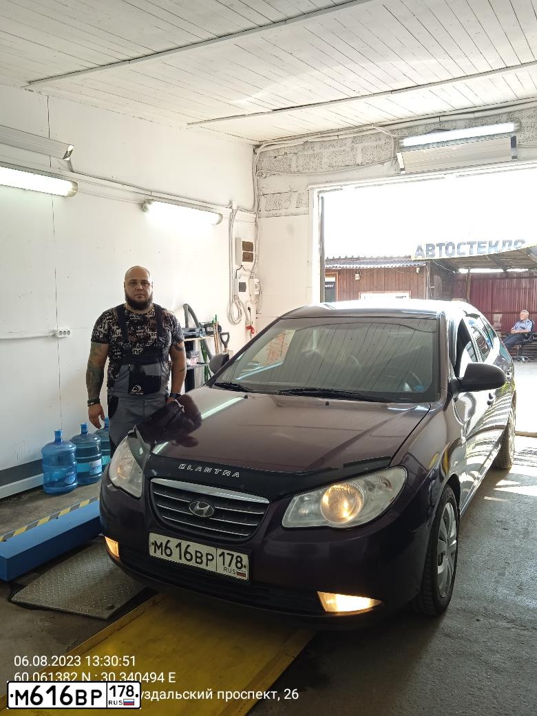 Фото автомобиля HYUNDAI ELANTRA, 2007 — госномер К047КЕ147. Цвет: ВИШНЕВЫЙ