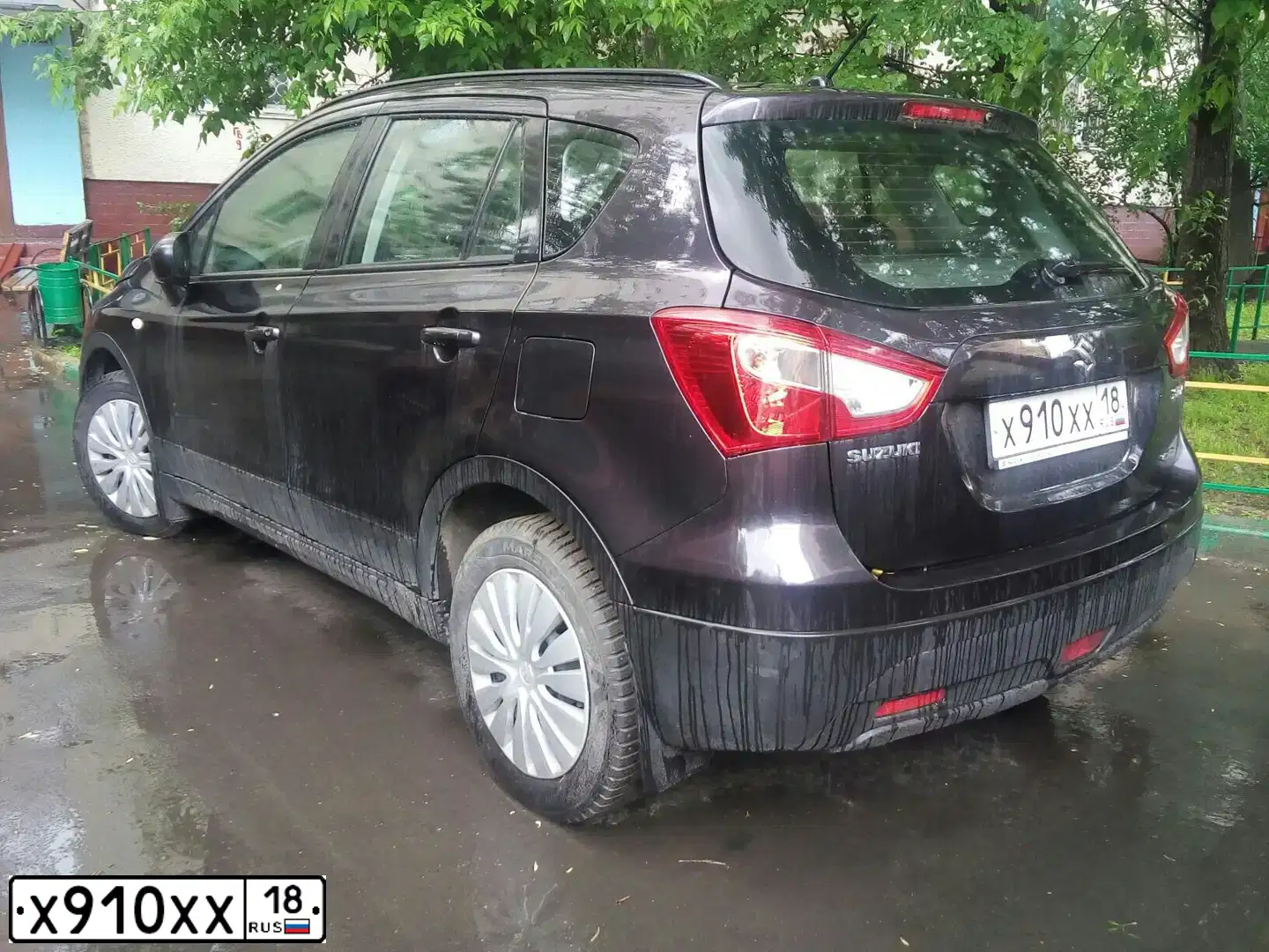 Фото автомобиля SUZUKI SX 4, 2014 — госномер Х910ХХ18. Цвет: СЕРЫЙ