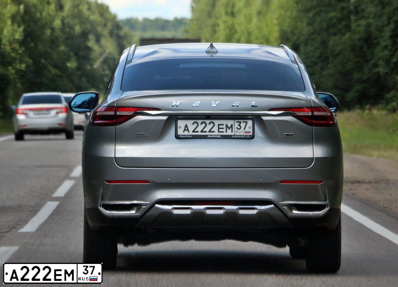 Фото автомобиля TOYOTA CAMRY, 2015 — госномер А403УВ62. Цвет: ЧЕРНЫЙ МЕТАЛЛИК