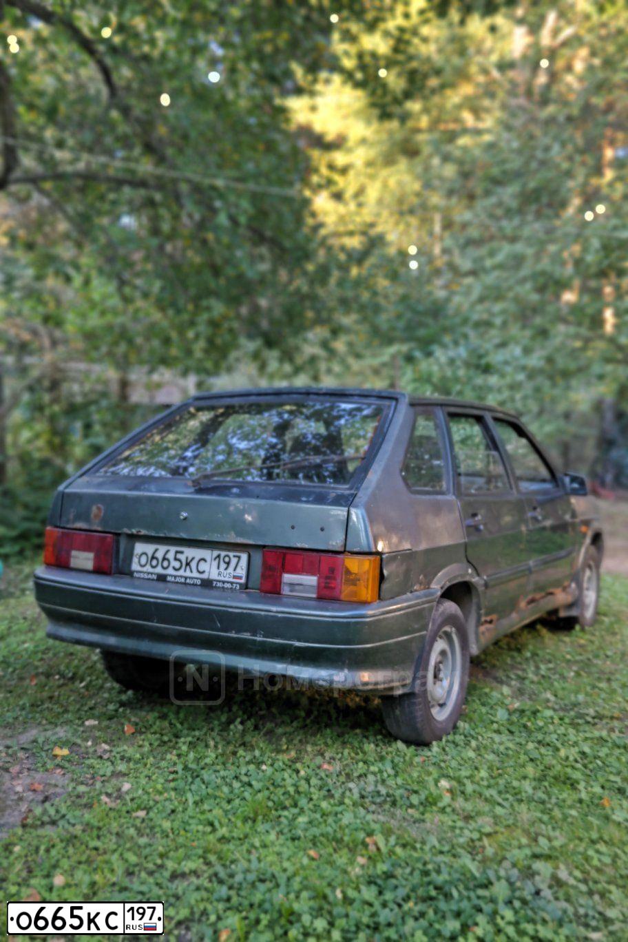 Фото автомобиля LADA 2114 SAMARA, 2009 — госномер О665КС197. Цвет: синий