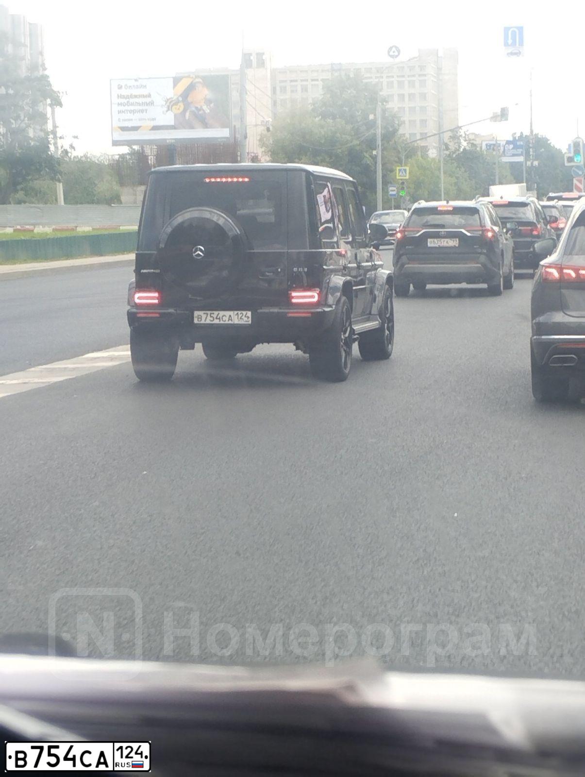 Фото автомобиля MERCEDES G-KLASSE, 2020 — госномер В754СА124. Цвет: ЧЕРНЫЙ