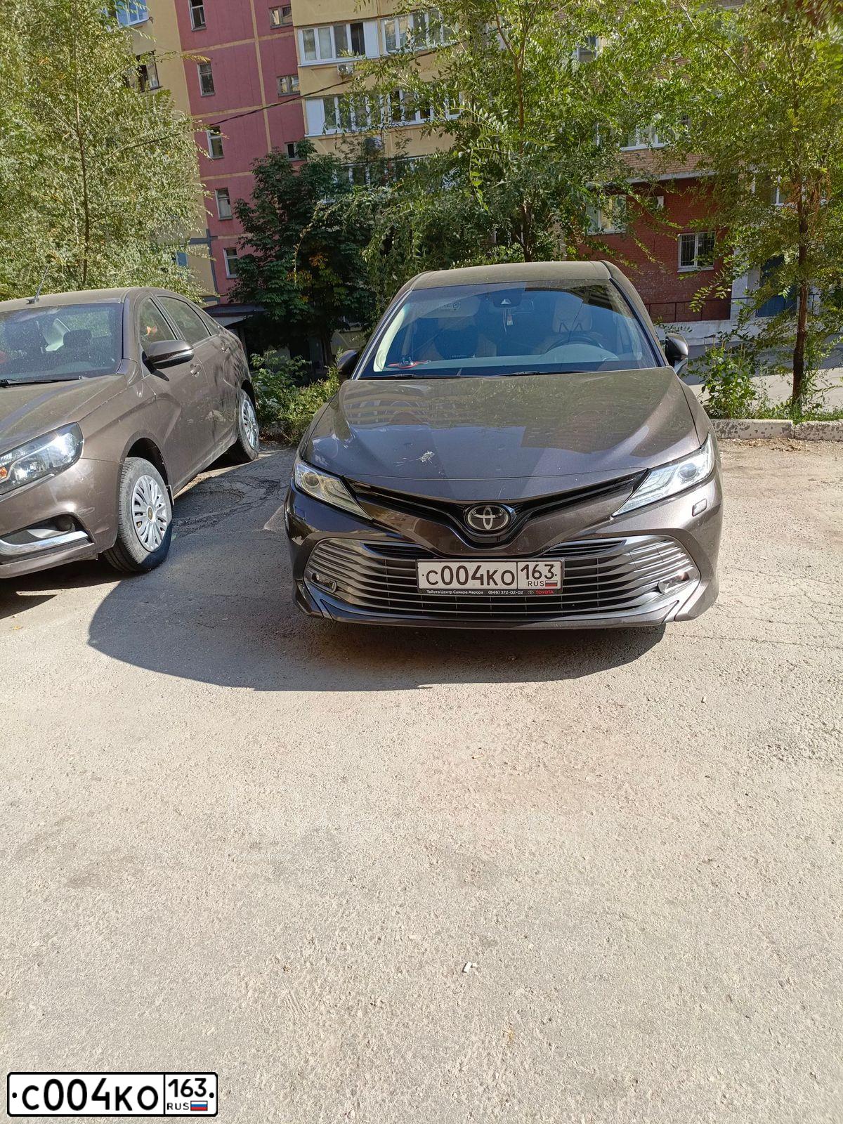 Фото автомобиля PORSCHE PANAMERA, 2010 — госномер Т833РА124