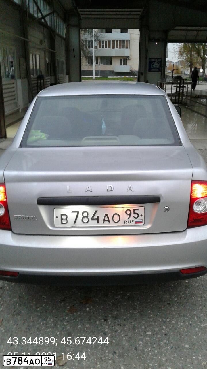 Фото автомобиля LADA 2170 PRIORA, 2010 — госномер М213ВО95. Цвет: СВЕТЛО-СЕРЕБРИСТЫЙ МЕТАЛЛ