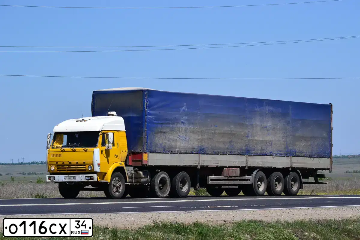 Фото автомобиля KAMAZ 5410 /6X4/, 1988 — госномер О116СХ34. Цвет: ЖЁЛТЫЙ