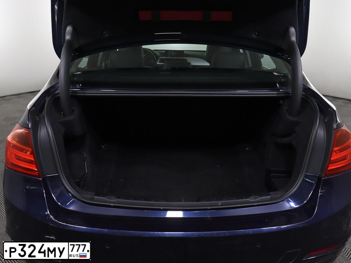 Фото автомобиля BMW SERIE 3, 2014 — госномер Е408ЕТ977. Цвет: СИНИЙ