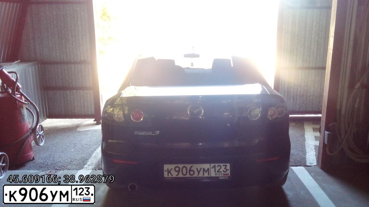 Фото автомобиля MAZDA 3, 2008 — госномер К906УМ123. Цвет: ЧЕРНЫЙ