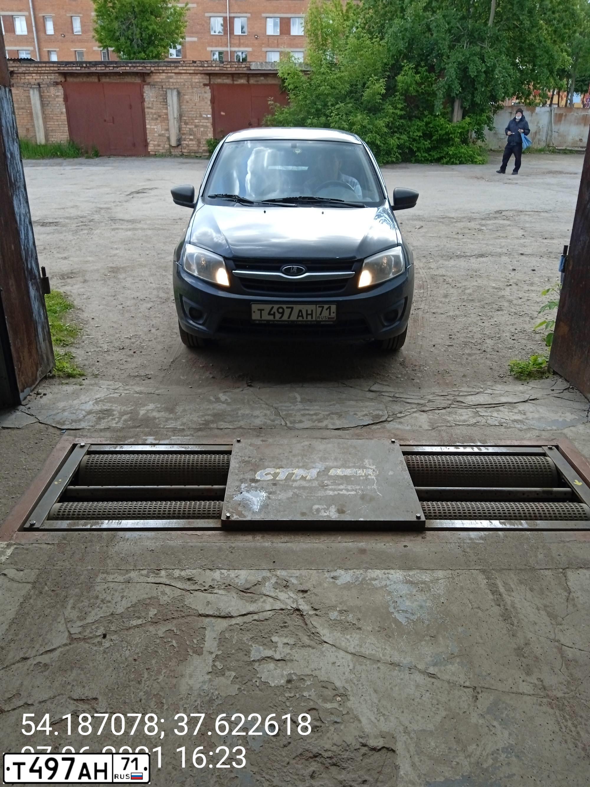 Фото автомобиля TOYOTA CAMRY, 2001 — госномер Т497АН71. Цвет: ЗЕЛЕНЫЙ