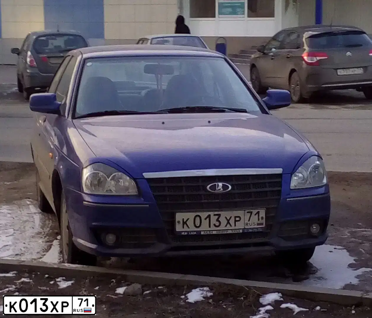 Фото автомобиля LADA 2170 PRIORA, 2010 — госномер К013ХР71. Цвет: синий