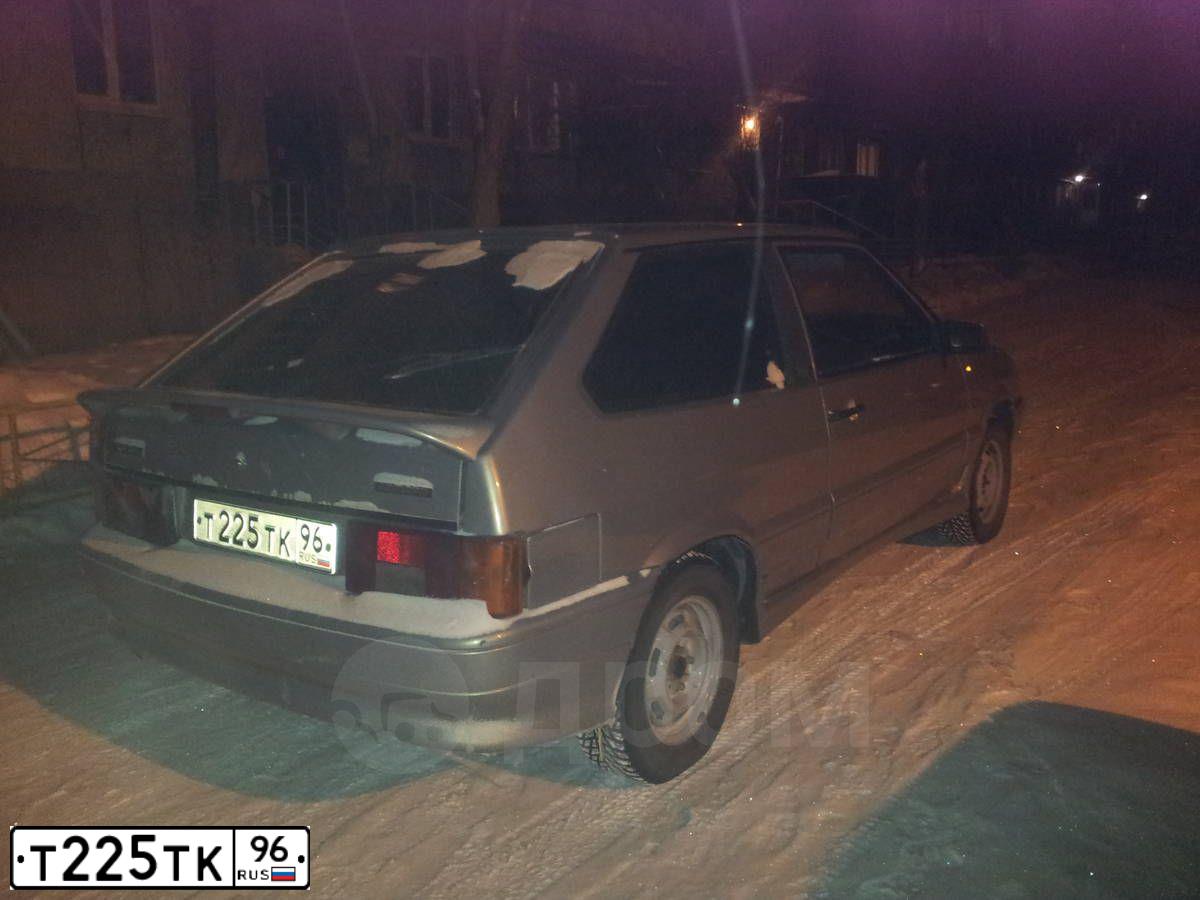 Фото автомобиля LADA 2113 SAMARA, 2007 — госномер Т225ТК96. Цвет: СЕРО БЕЖЕВЫЙ