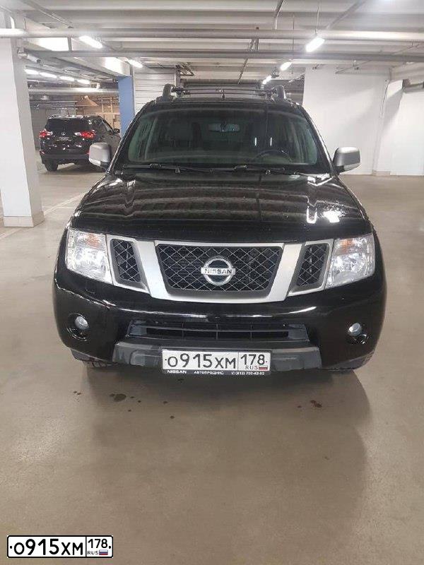 Фото автомобиля NISSAN NAVARA, 2013 — госномер В388КМ702. Цвет: ЧЕРНЫЙ