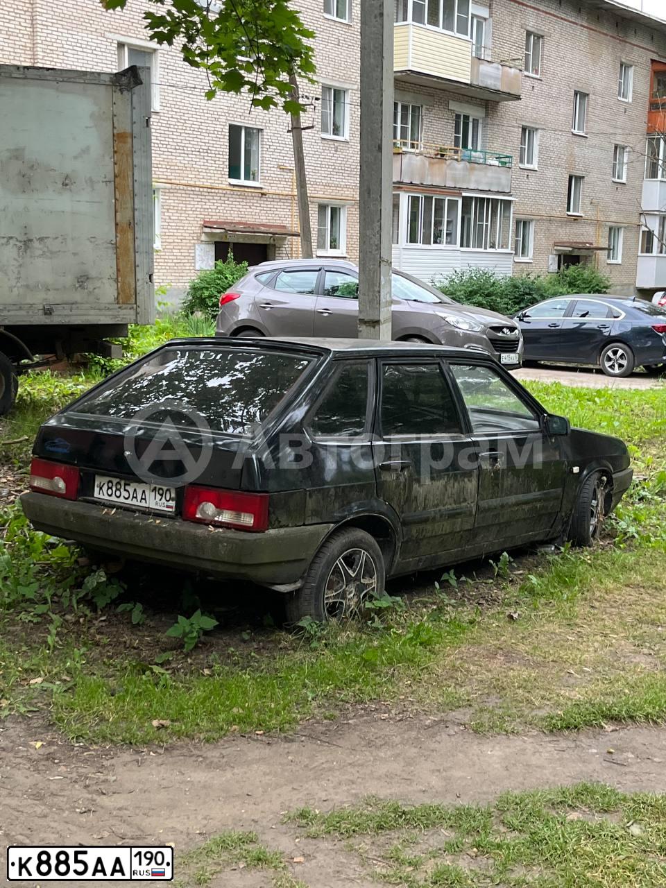 Фото автомобиля LADA 2109 SAMARA, 2001 — госномер К885АА190. Цвет: ЗЕЛЕНЫЙ ТЕМНЫЙ