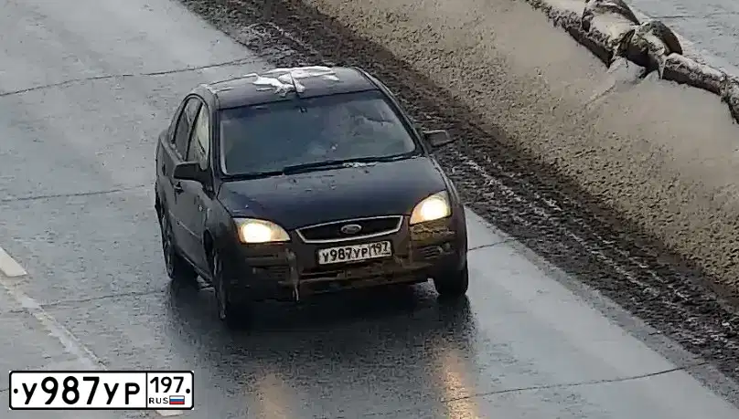 Фото автомобиля FORD FOCUS, 2006 — госномер У987УР197. Цвет: ЧЕРНЫЙ