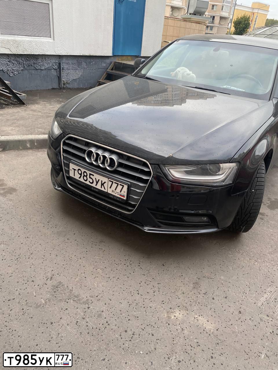 Фото автомобиля AUDI A4, 2013 — госномер Т985УК777. Цвет: ЧЕРНЫЙ