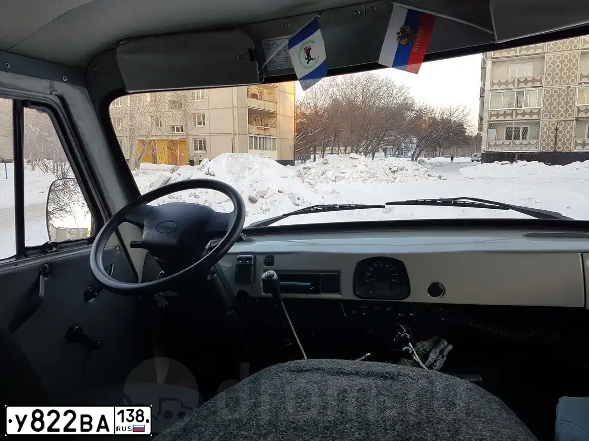 Фото автомобиля UAZ 3909, 2016 — госномер У822ВА138. Цвет: СВЕТЛ СЕР НЕМЕТАЛЛИК