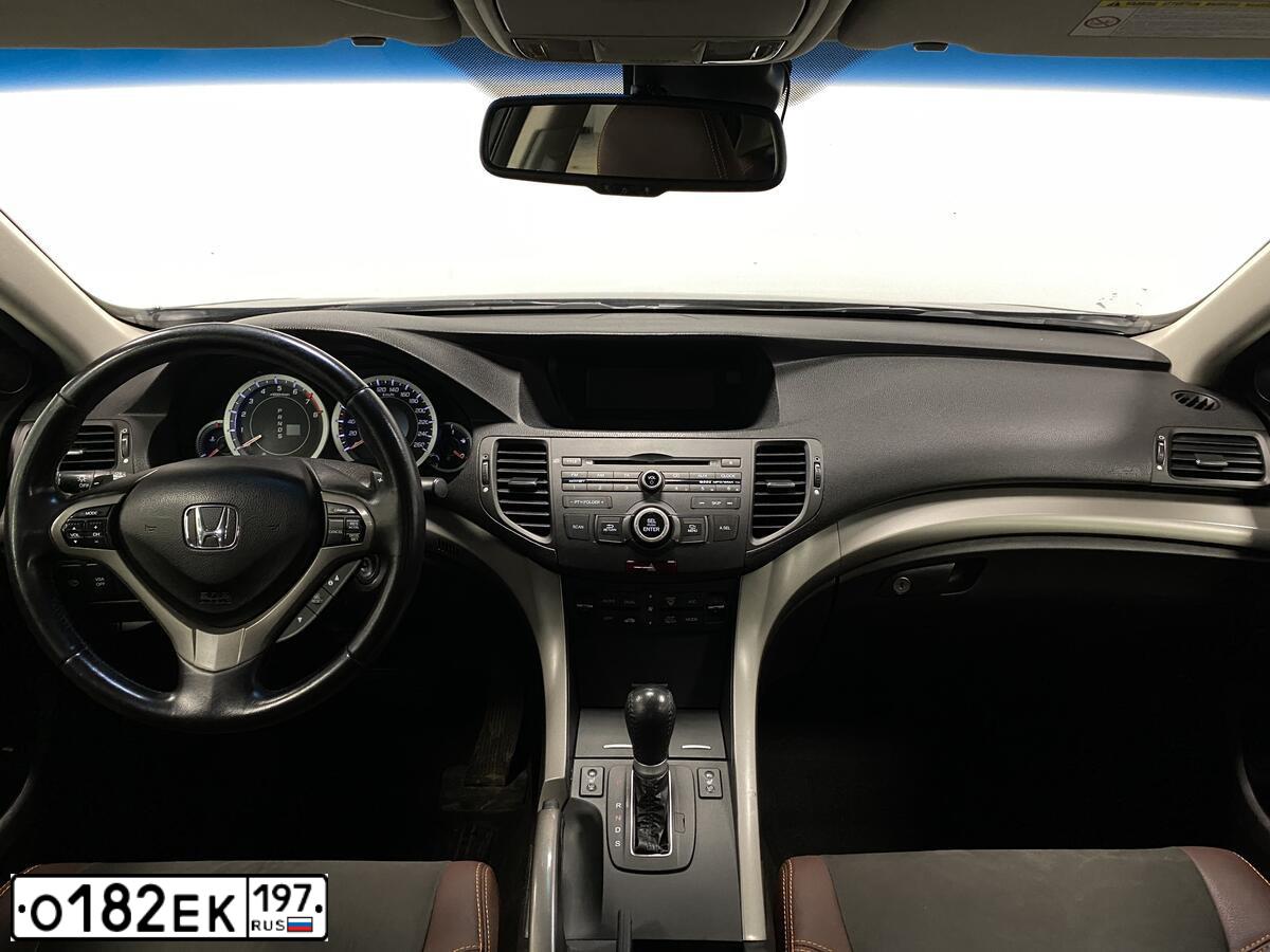 Фото автомобиля HONDA ACCORD, 2010 — госномер К162НТ164. Цвет: ТЕМНО-СЕРЫЙ
