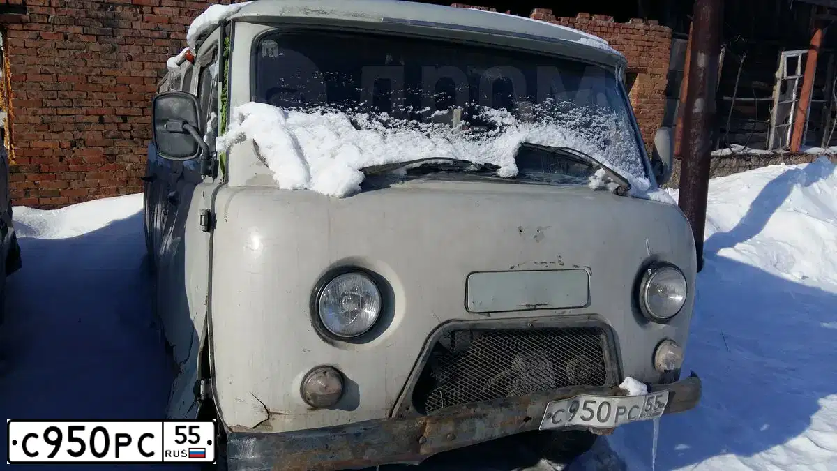 Фото автомобиля TOYOTA LANDCRUISER 200, 2008 — госномер О070ЕН55. Цвет: Серо-Синий