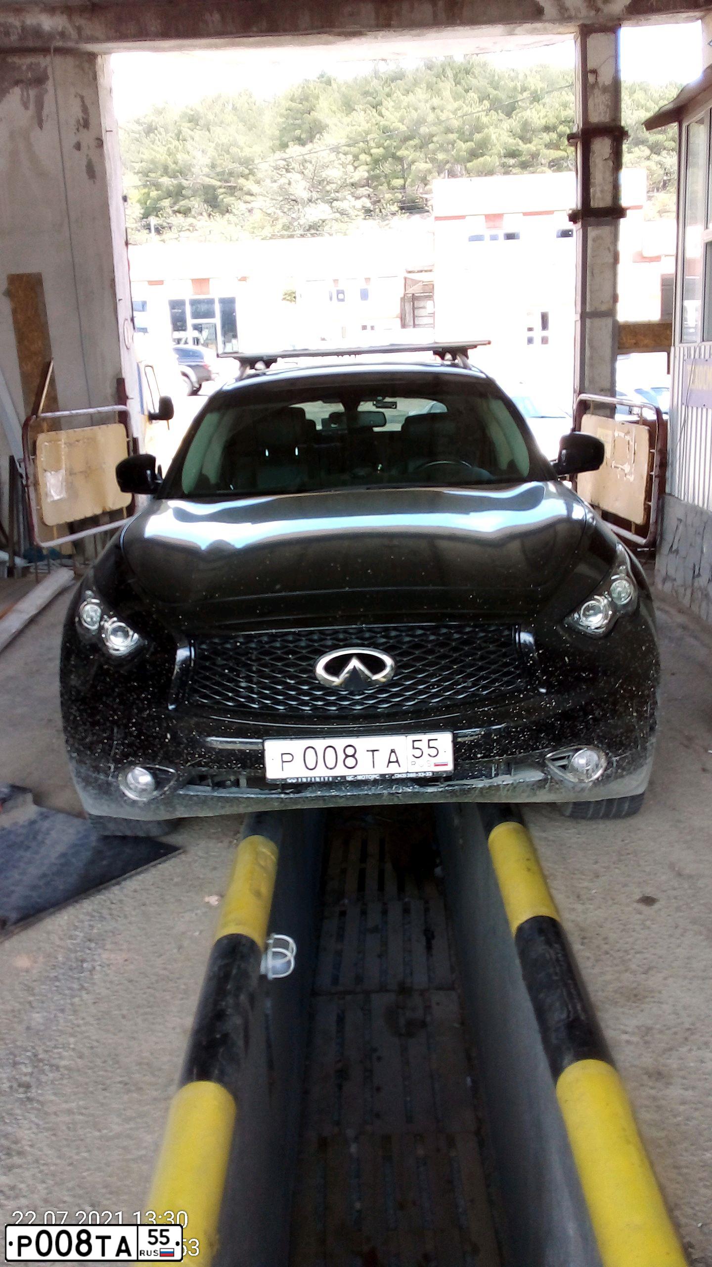 Фото автомобиля INFINITI FX50, 2012 — госномер В453НС155