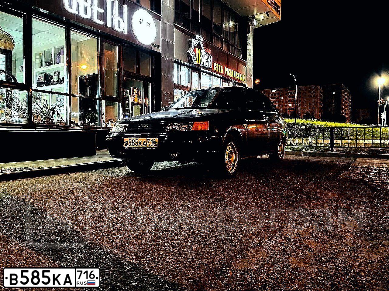 Фото автомобиля LADA 2112, 2008 — госномер Е864УТ18. Цвет: ТЕМНО-ВИШНЕВЫЙ