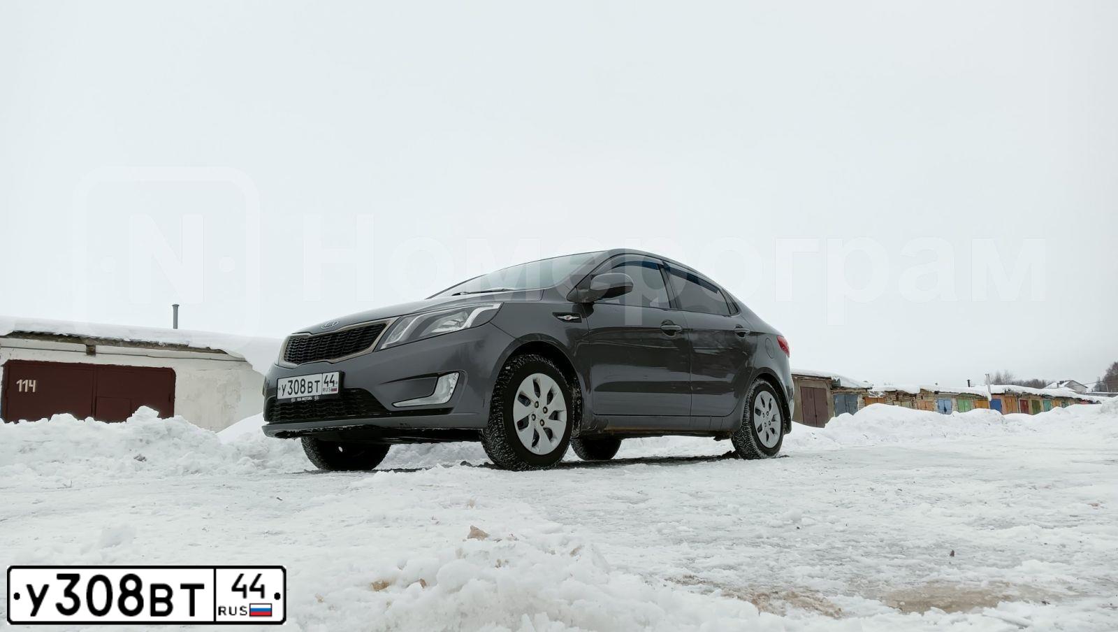 Фото автомобиля KIA RIO, 2012 — госномер О500ЕХ44. Цвет: СЕРЫЙ