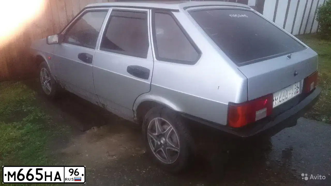 Фото автомобиля LADA 2109, 2002 — госномер У699КА55