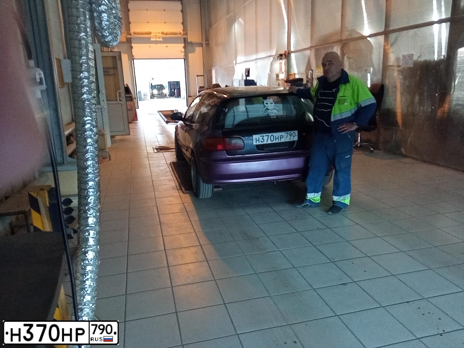 Фото автомобиля HONDA CIVIC, 1992 — госномер В722РН790