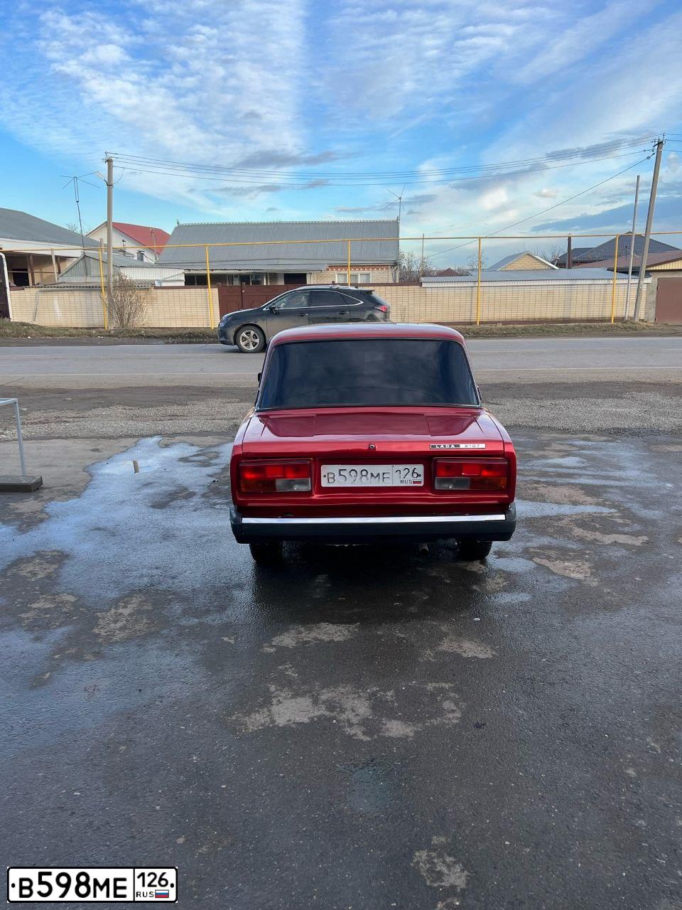 Фото автомобиля LADA 2107, 2011 — госномер Р342СУ126