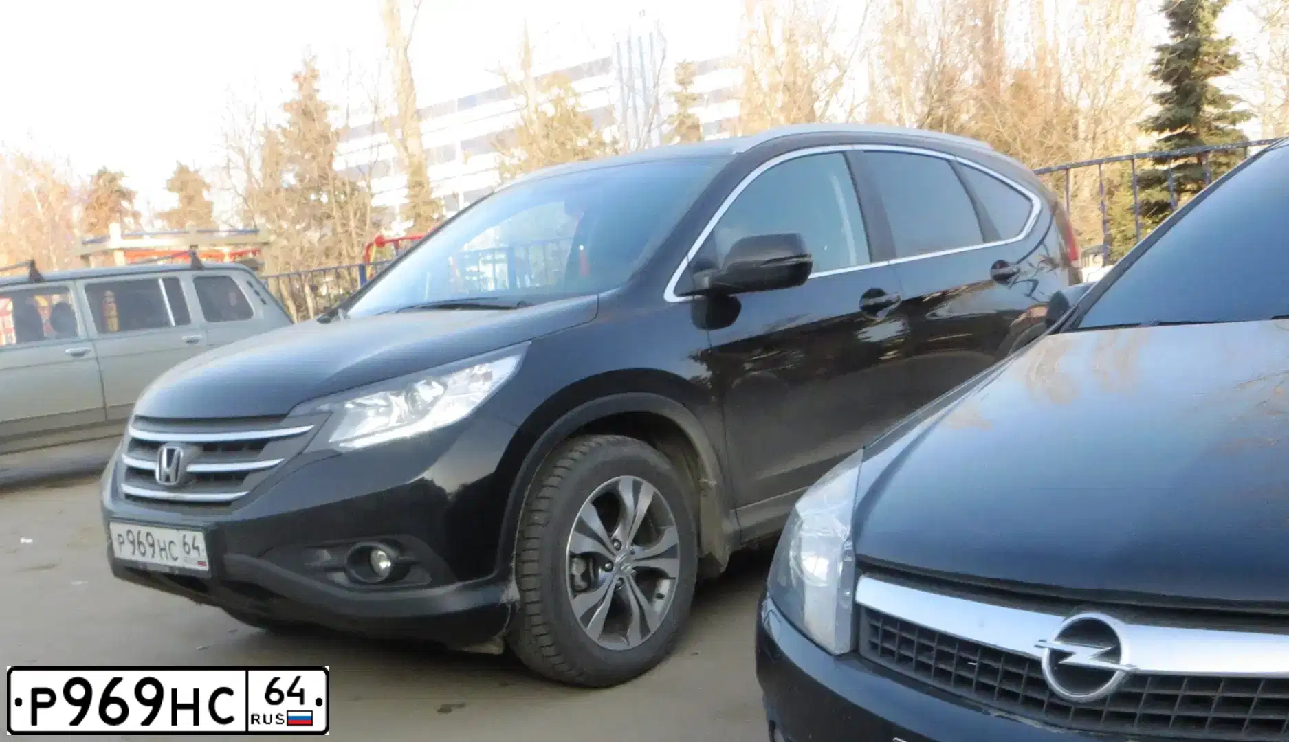 Фото автомобиля HONDA CR-V, 2013 — госномер К847КК90. Цвет: ЧЕРНЫЙ