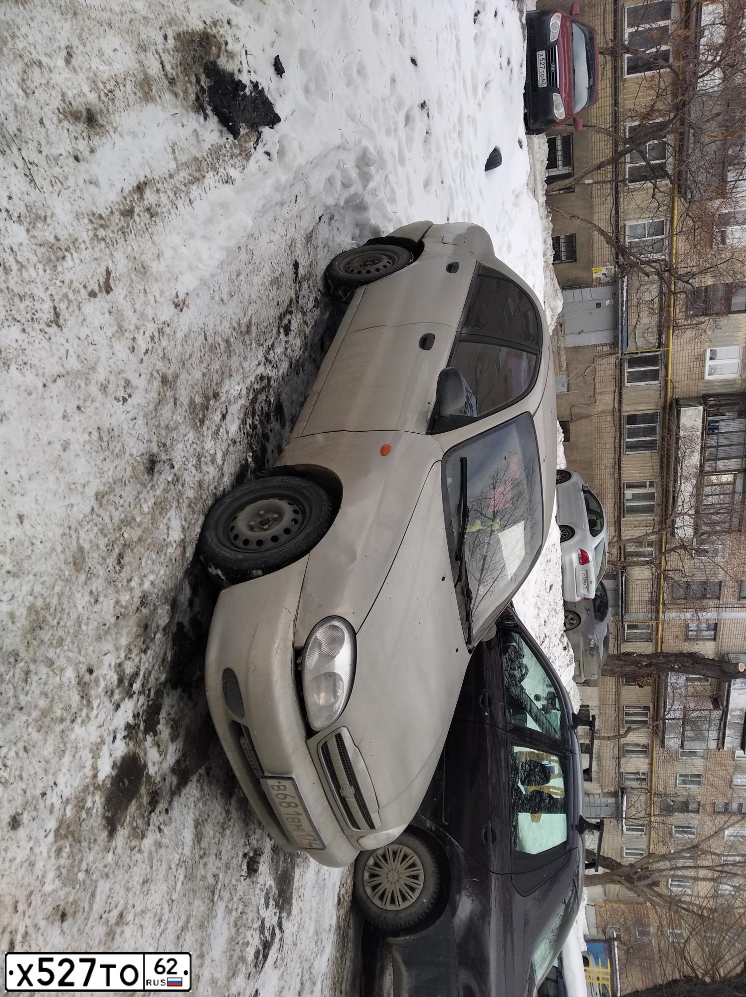 Фото автомобиля HYUNDAI ELANTRA, 2008 — госномер С223МТ199. Цвет: Красный