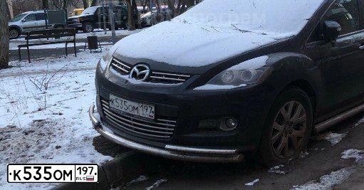 Фото автомобиля MAZDA CX-7, 2007 — госномер К535ОМ197. Цвет: ВИШНЕВЫЙ ТЕМНЫЙ