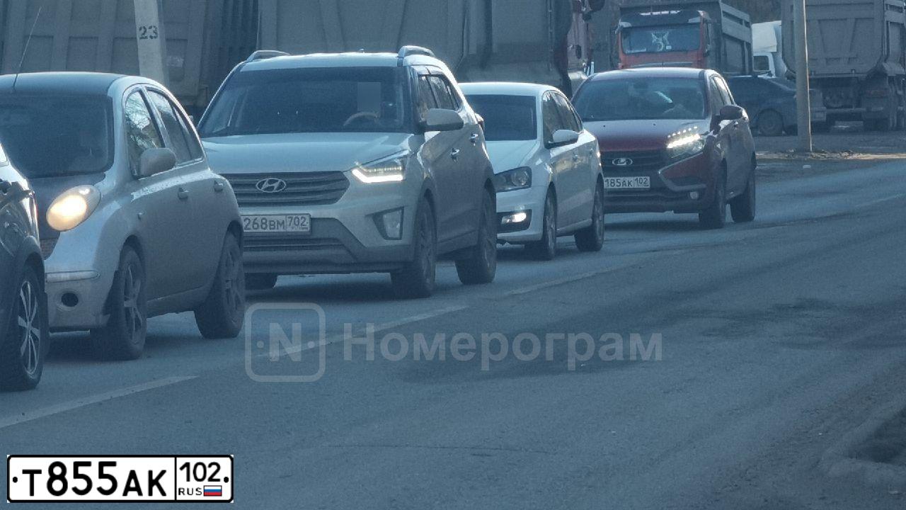Фото автомобиля LADA 2114 SAMARA, 2011 — госномер Р499УУ102. Цвет: СВЕТЛО-СЕРЕБРИСТЫЙ МЕТАЛЛ
