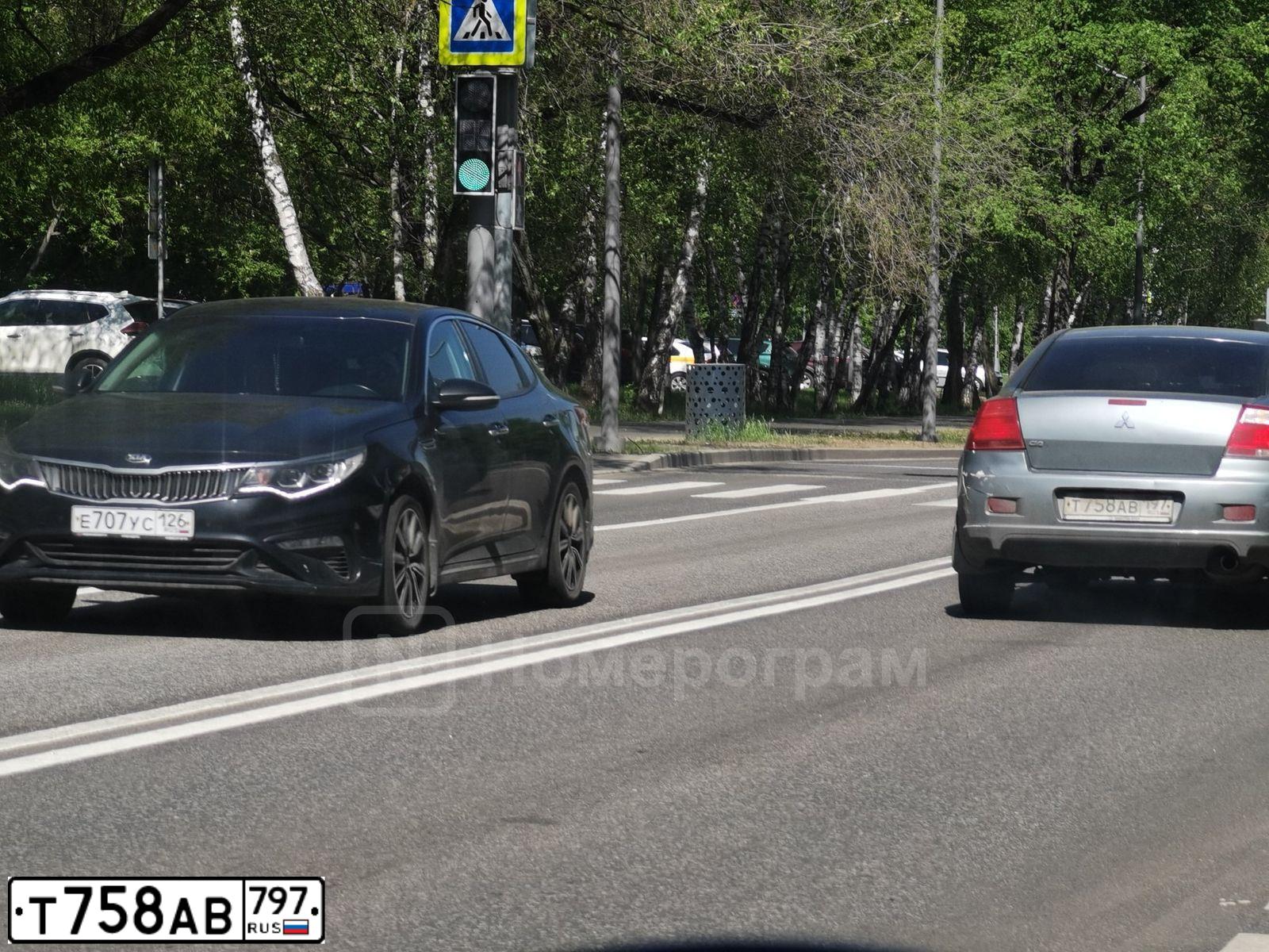 Фото автомобиля MERCEDES-BENZ GLK-KLASSE/GLC, 2011 — госномер Т595ЕА198