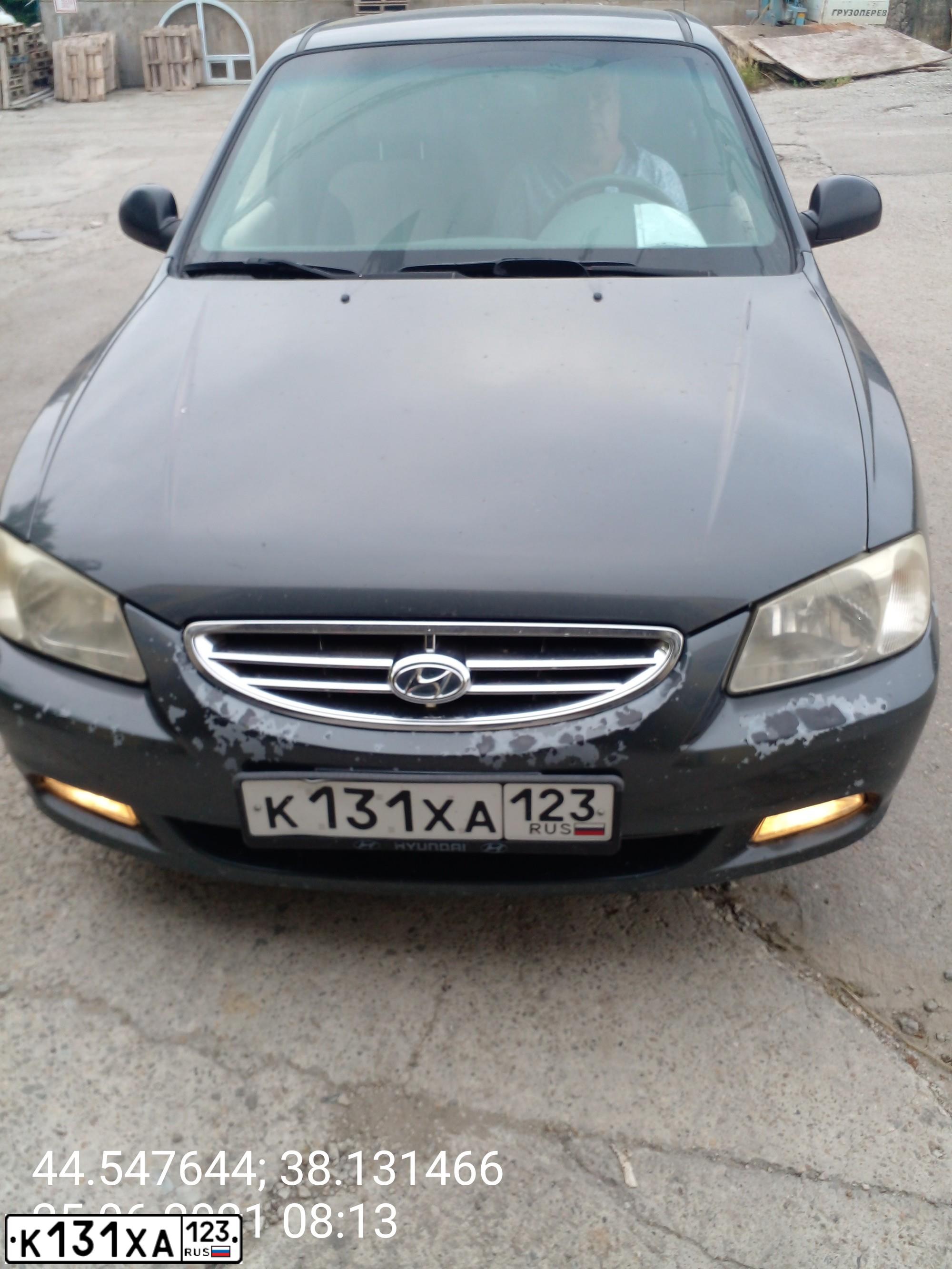 Фото автомобиля TAGAZ ACCENT, 2008 — госномер Т040СХ123. Цвет: ТЕМНО-СЕРЫЙ