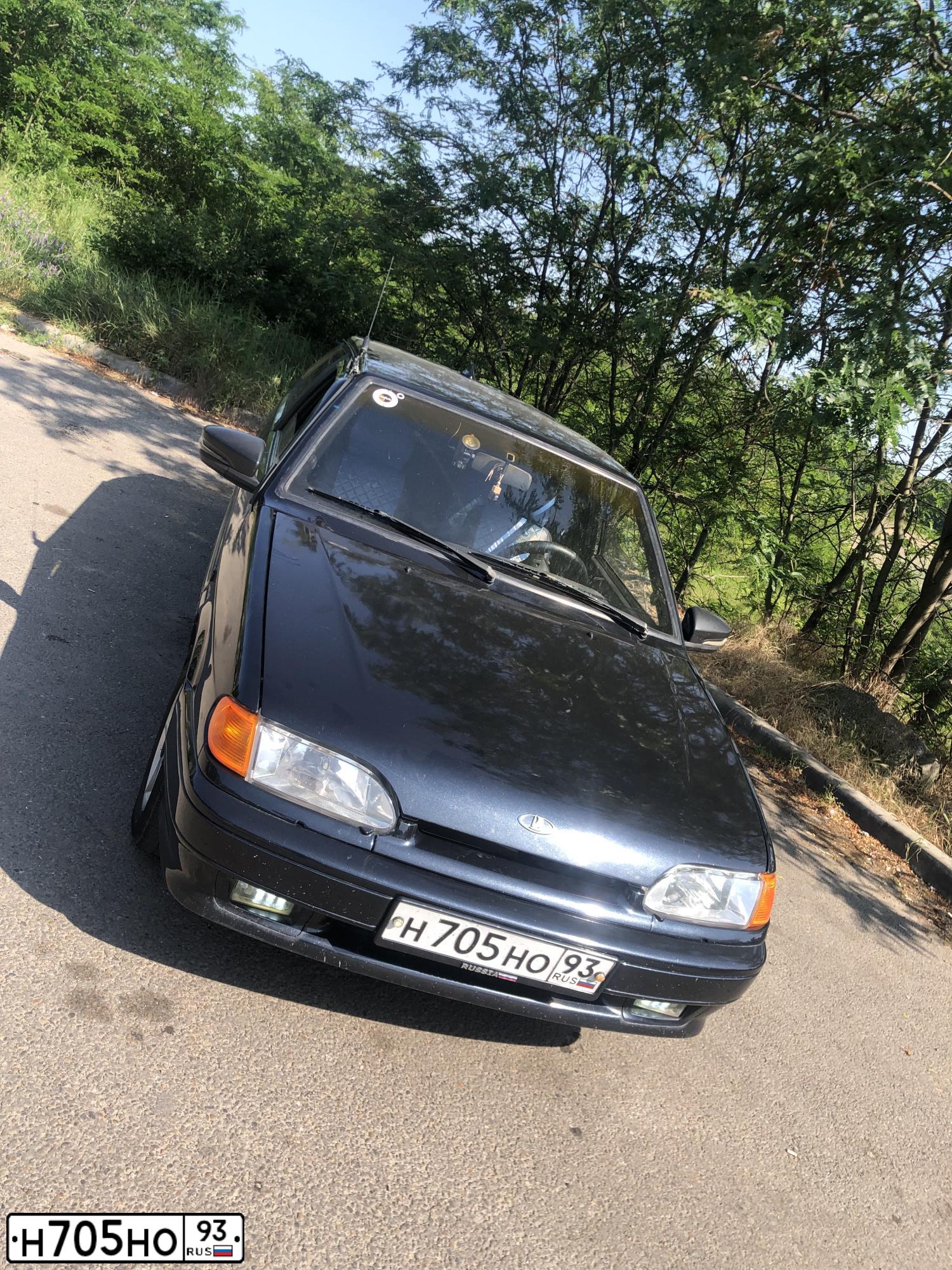 Фото автомобиля LADA 2113 SAMARA, 2004 — госномер Н705НО93. Цвет: ГРАФИТОВЫЙ МЕТАЛЛИК