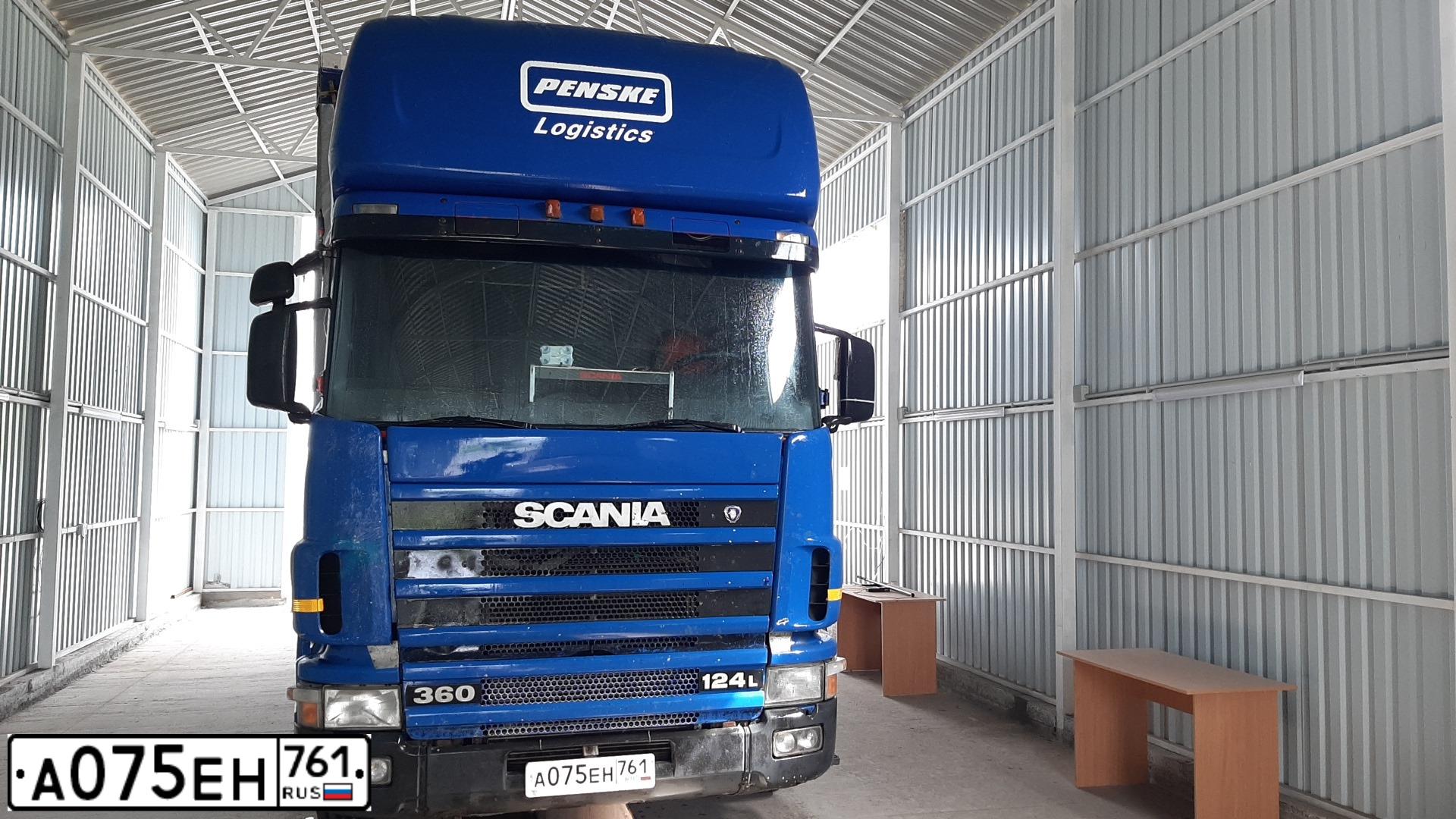 Фото автомобиля SCANIA SERIE R /6X2/, 1997 — госномер С798НВ96. Цвет: синий