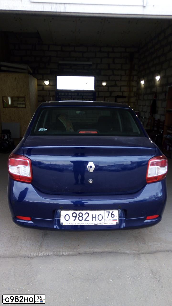 Фото автомобиля RENAULT LOGAN, 2017 — госномер М527МР76. Цвет: синий