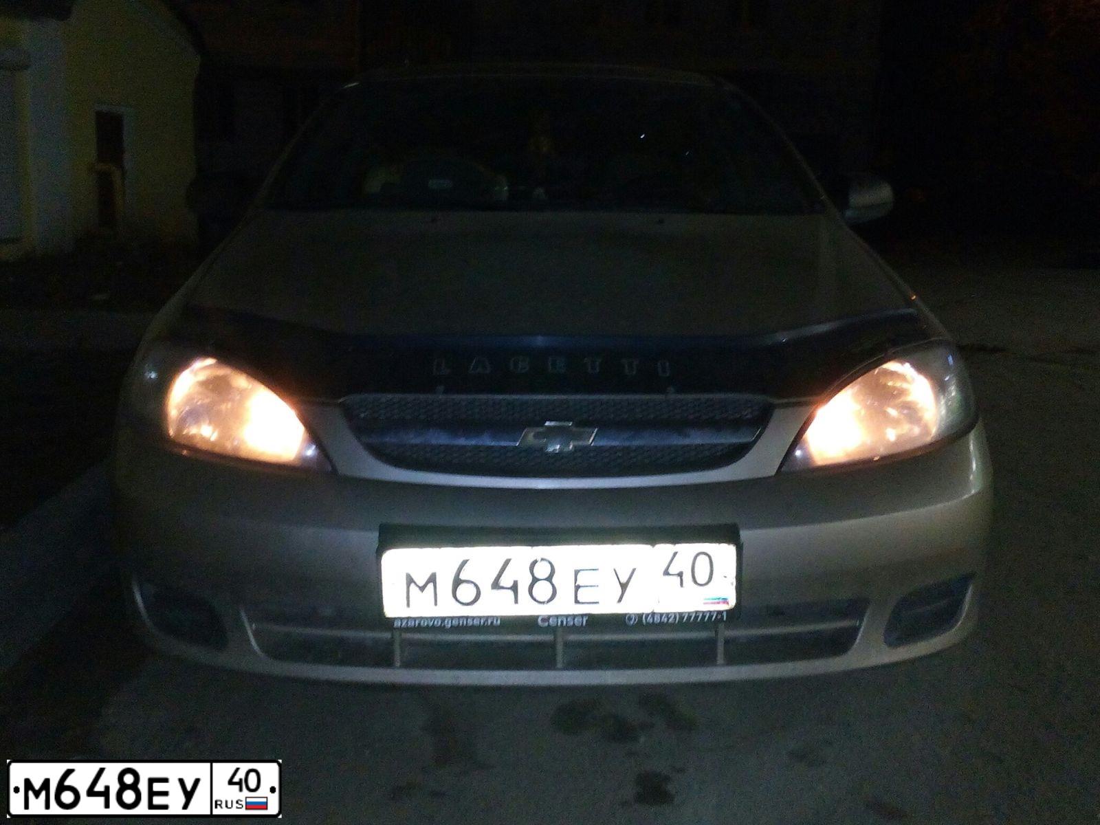 Фото автомобиля CHEVROLET LACETTI, 2006 — госномер М648ЕУ40. Цвет: БЕЖЕВЫЙ